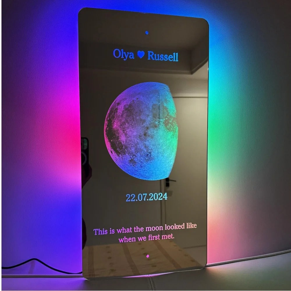 Specchio LED Personalizzato con Neon - Design su Misura